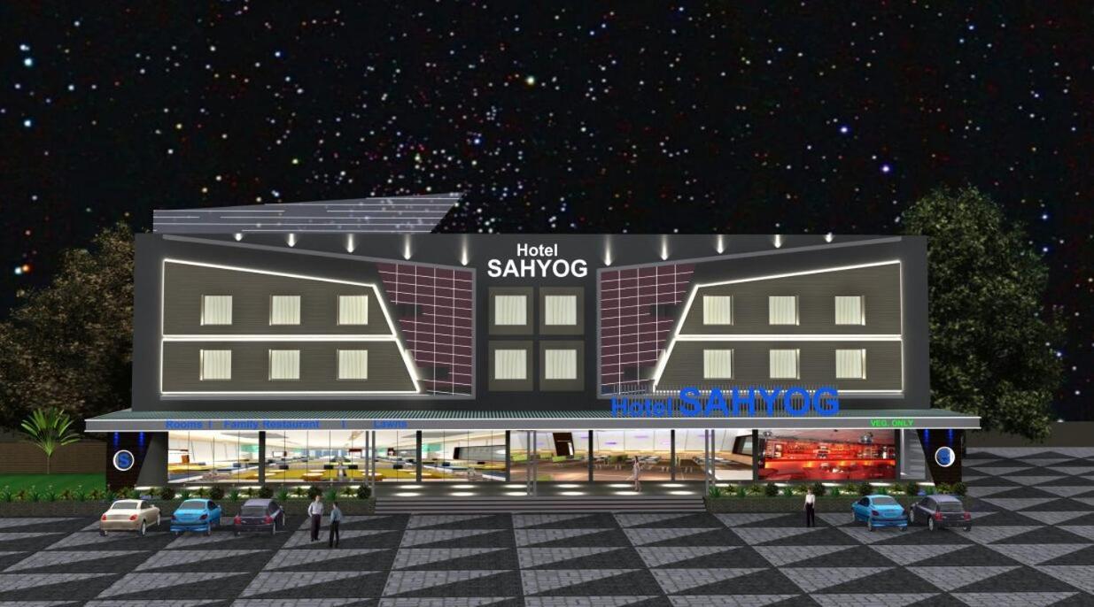 Hotel Sahyog&Rooms Surat Exterior foto